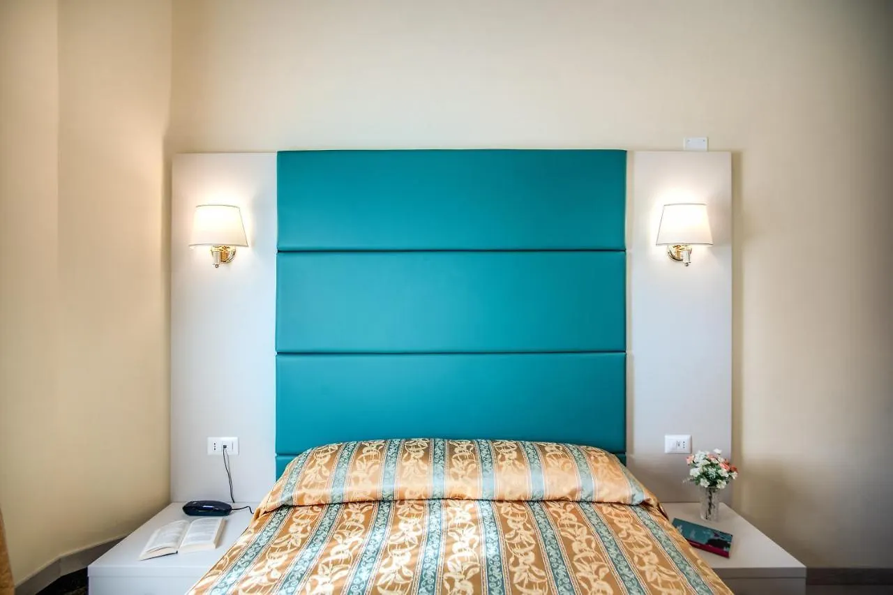 Hotel Labelle Rom 2*,