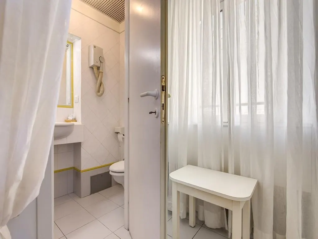 Hotel Labelle Rom 2*,  Italien